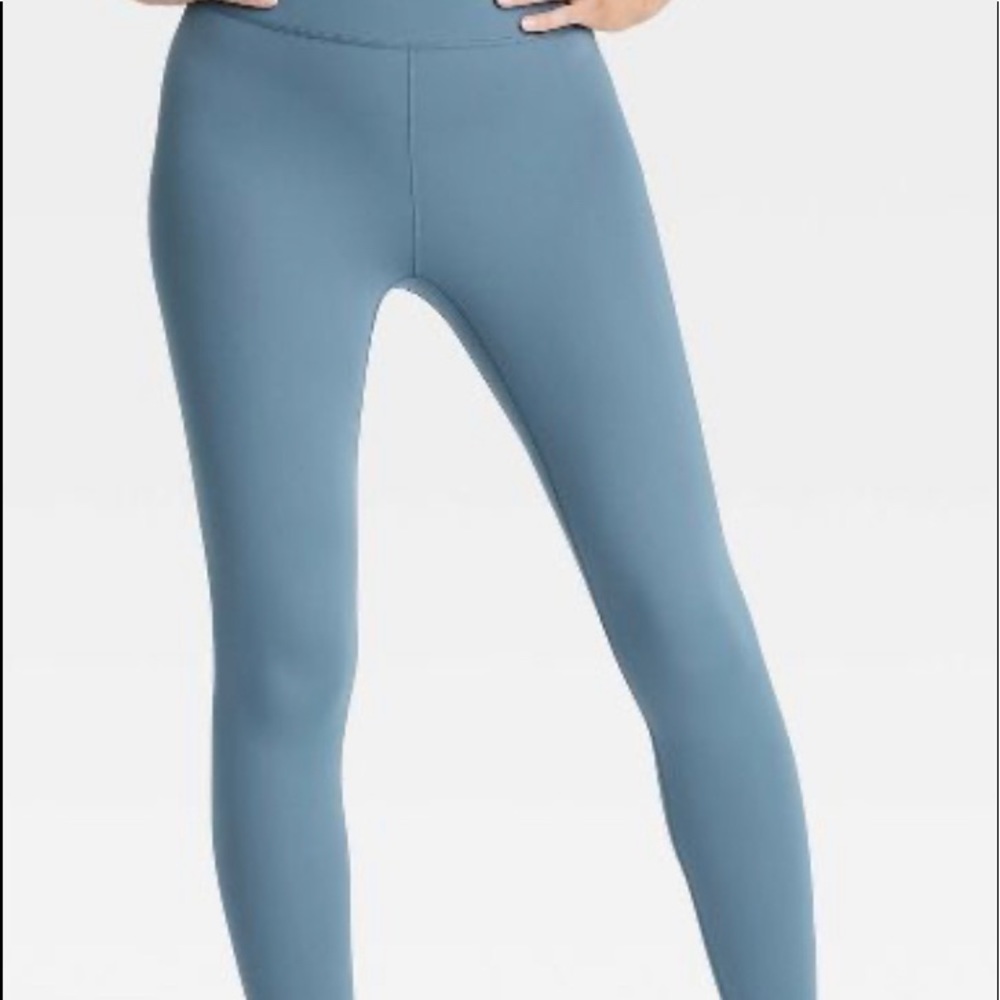 All in motion leggings